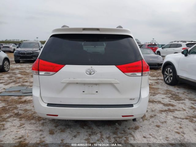 5TDYK3DC1ES448254 Toyota Sienna Xle V6 8 Passenger