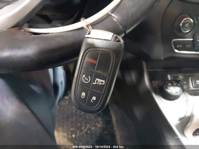 Jeep Cherokee Trailhawk 2015 1C4PJMBS8FW522785 Image 11