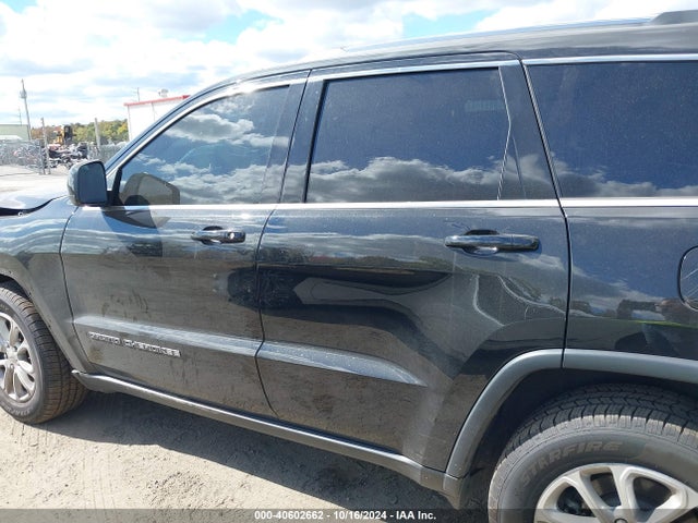 1C4RJFAG6MC536023 Jeep Grand Cherokee Laredo X 4x4