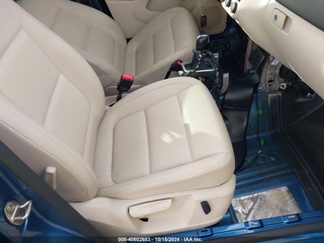 WVGSV7AX1HK020493 Volkswagen Tiguan 2.0t Wolfsburg Edition
