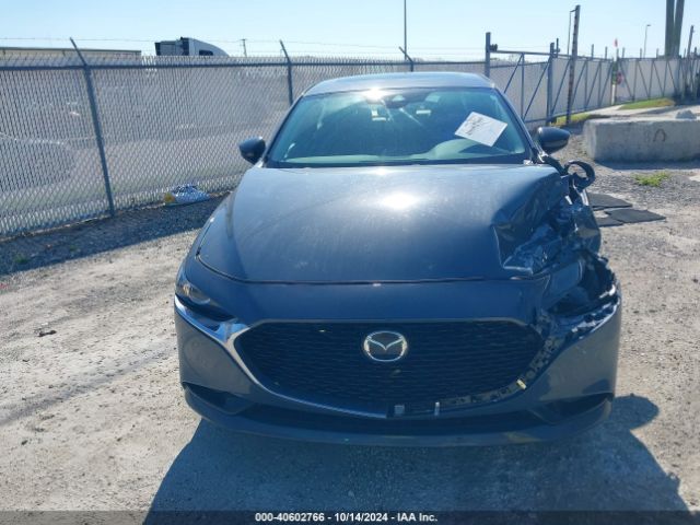 3MZBPACL0NM300669 Mazda Mazda3 Carbon Edition
