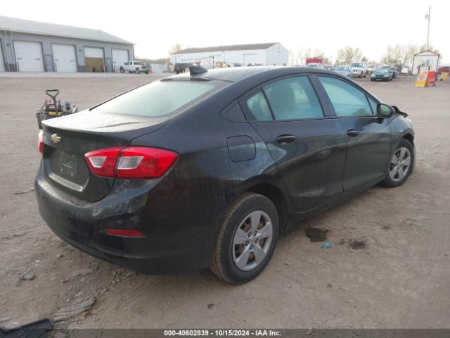 2018 CHEVROLET CRUZE 1G1BC5SM8J7219240 Photo 3