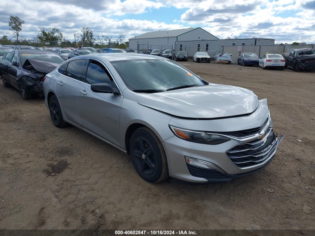 Chevrolet Malibu Fwd 1fl 2022 1G1ZC5ST2NF165354 Image 1