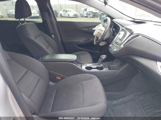 Chevrolet Malibu Fwd 1fl 2022 1G1ZC5ST2NF165354 Image 5