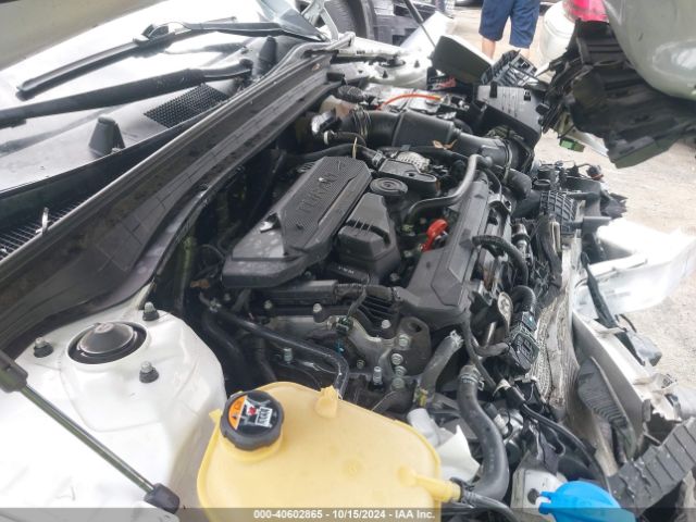 5XXG14J24NG147687 KIA K5 LXS