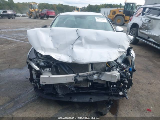 5XXG14J24NG147687 KIA K5 LXS
