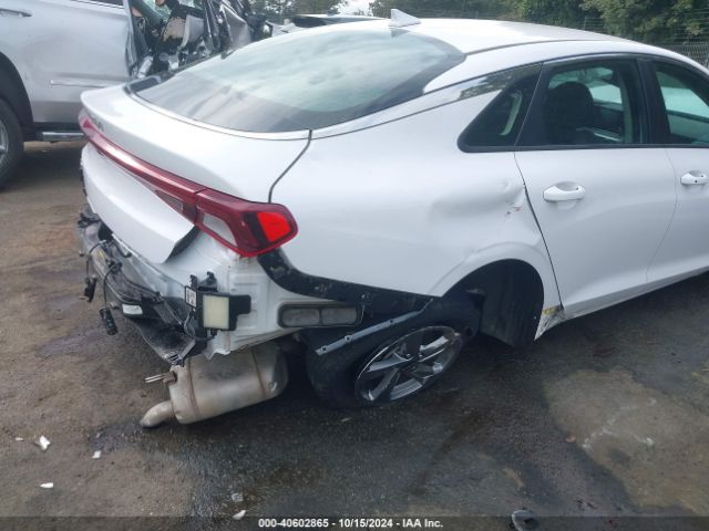 5XXG14J24NG147687 KIA K5 LXS