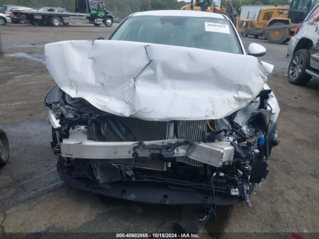 5XXG14J24NG147687 KIA K5 LXS
