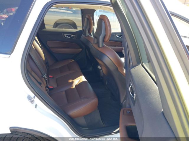 LYV102RKXJB117223 Volvo Xc60 T5 Momentum