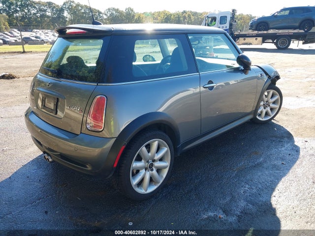 2005 MINI COOPER S WMWRE33445TD95511 Photo 3