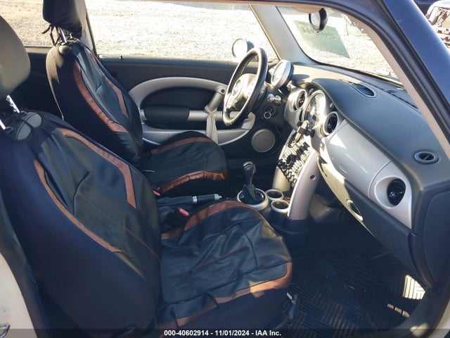 2003 MINI COOPER WMWRC33443TE18157 Photo 4