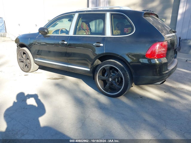 2006 PORSCHE CAYENNE WP1AA29P96LA28236 Photo 2