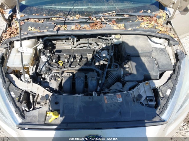 Ford FOCUS SE 2017 1FADP3K28HL208284 Image 10