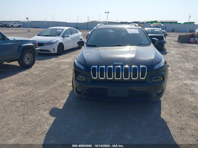 1C4PJLLB4JD509996 Jeep Cherokee Latitude Plus Fwd