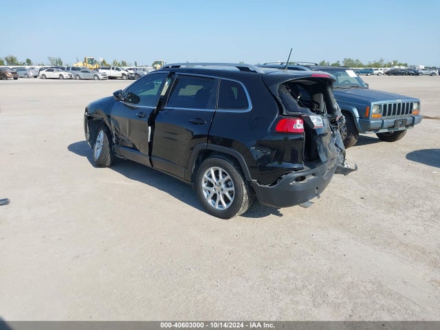 1C4PJLLB4JD509996 Jeep Cherokee Latitude Plus Fwd