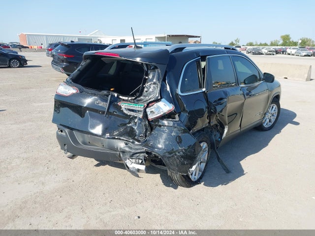 1C4PJLLB4JD509996 Jeep Cherokee Latitude Plus Fwd