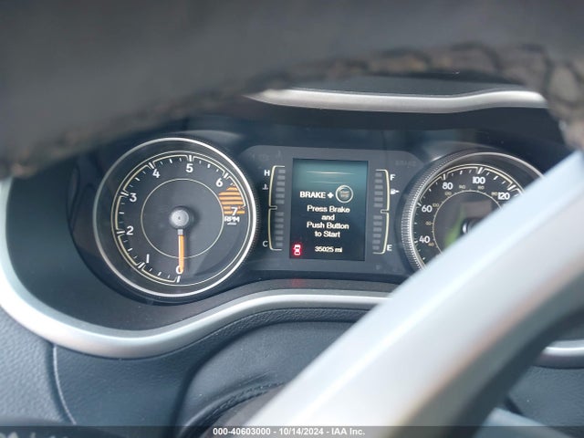 1C4PJLLB4JD509996 Jeep Cherokee Latitude Plus Fwd