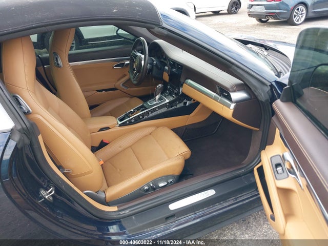 2017 PORSCHE 911 WP0BB2A93HS136084 Photo 4