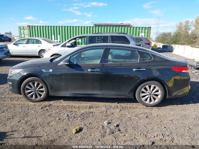 KIA OPTIMA EX 2018 5XXGU4L31JG249651 Image 13