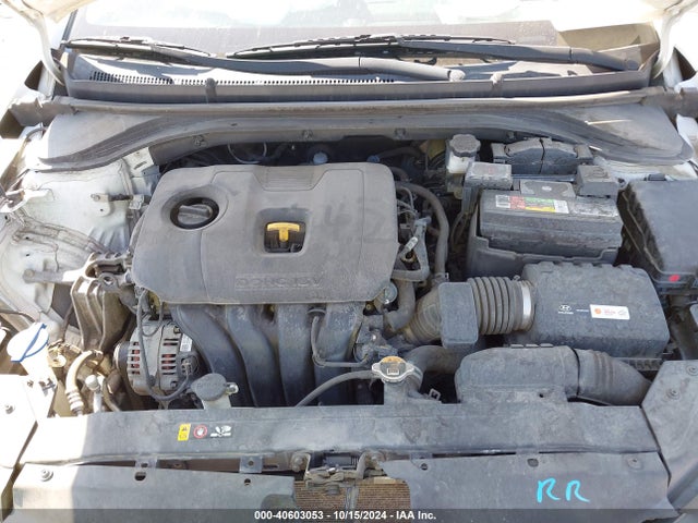 Hyundai ELANTRA SEL 2019 5NPD84LFXKH482242 Image 10
