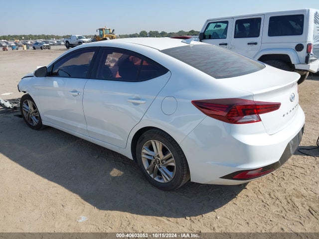 Hyundai ELANTRA SEL 2019 5NPD84LFXKH482242 Image 3