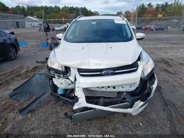 1FMCU9JX7EUB03994 Ford Escape Titanium