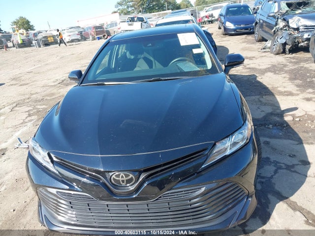 Toyota CAMRY LE 2018 4T1B11HK2JU143345 Image 12