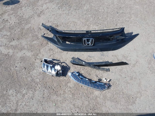 Honda Civic Touring 2019 2HGFC3B93KH357333 Image 12