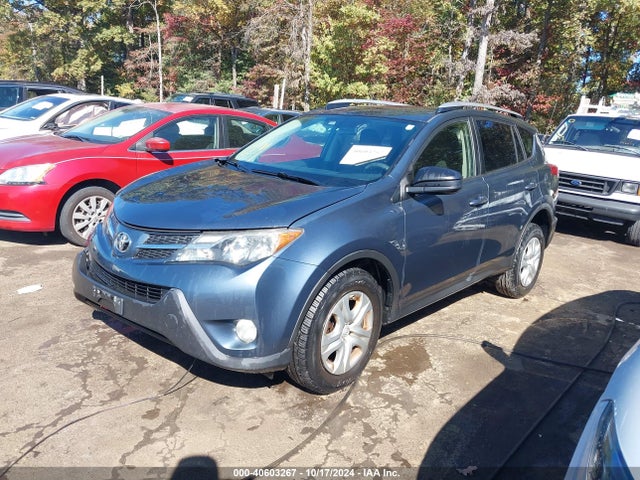 Toyota RAV4 LE 2014 JTMZFREV3ED037851 Image 2