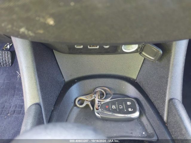 1G1ZB5STXNF189470 Chevrolet Malibu Fwd Ls