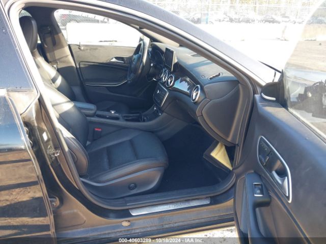 WDDSJ4GB3FN234204 Mercedes-Benz CLA 250 4MATIC