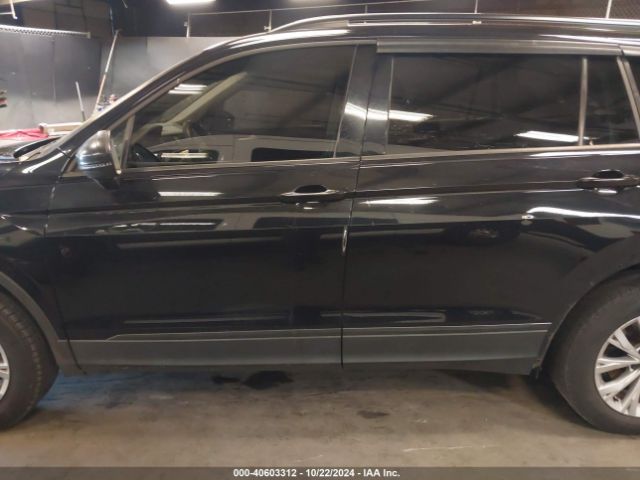 3VV0B7AX1KM111429 Volkswagen Tiguan 2.0t S