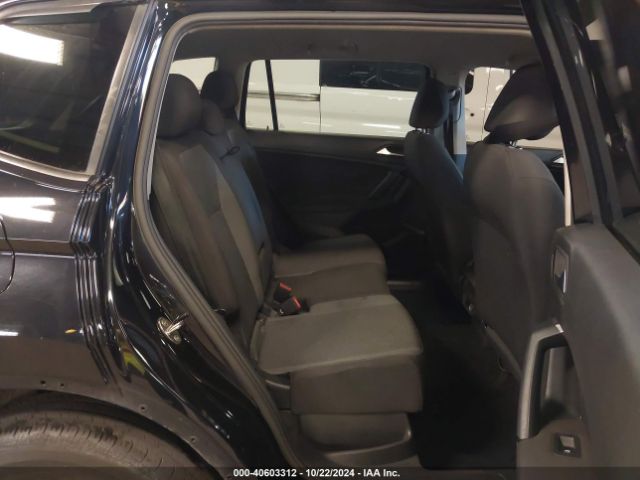 3VV0B7AX1KM111429 Volkswagen Tiguan 2.0t S