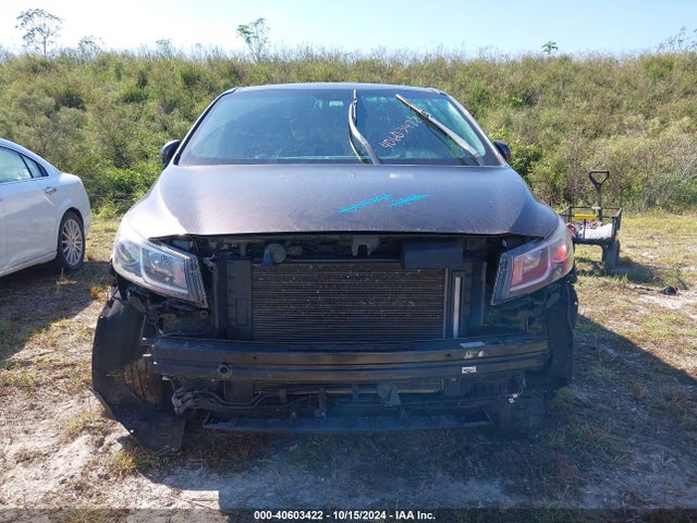 KIA SEDONA LX 2017 KNDMB5C13H6314585 Image 12