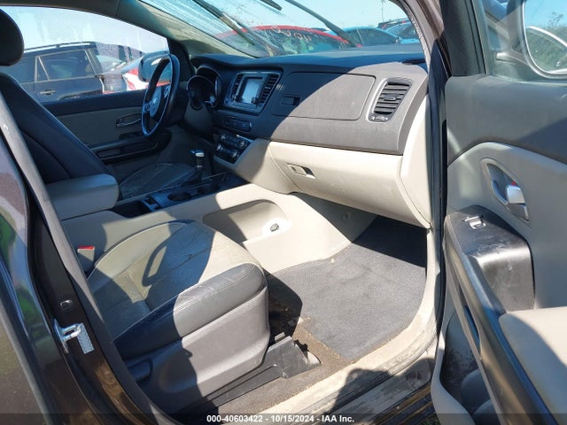 KIA SEDONA LX 2017 KNDMB5C13H6314585 Image 5