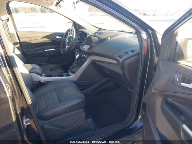 1FMCU0GX9EUE37219 Ford ESCAPE SE