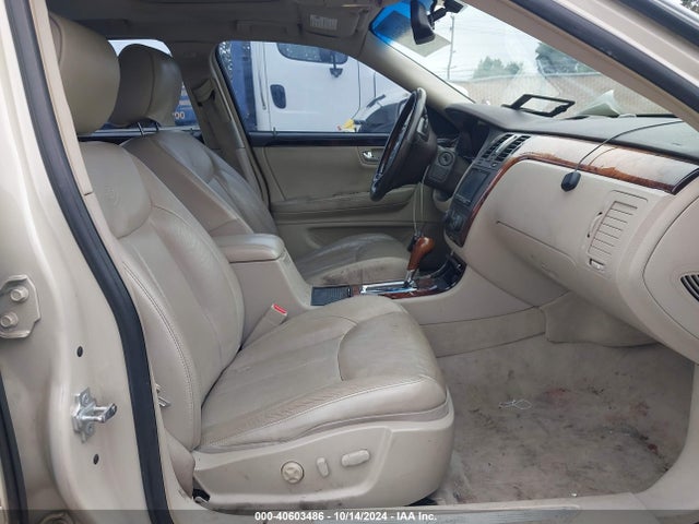 2011 CADILLAC DTS 1G6KD5E6XBU121382 Photo 4