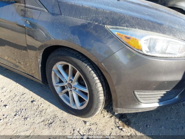 1FADP3KE4FL217555 Ford FOCUS SE