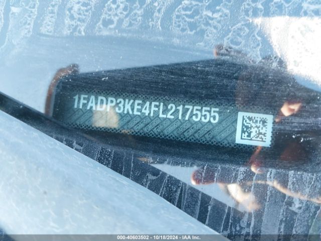 1FADP3KE4FL217555 Ford FOCUS SE