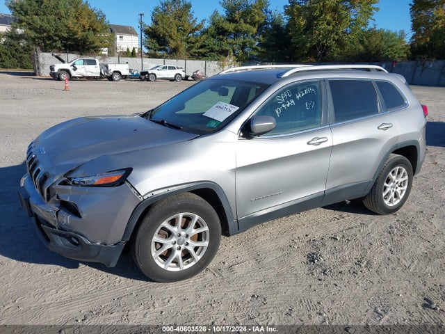 Jeep Cherokee Latitude 2016 1C4PJLCB4GW233753 Image 2