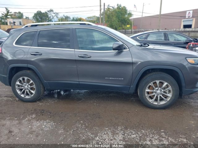 1C4PJMMX5MD109692 Jeep Cherokee Latitude Lux 4x4