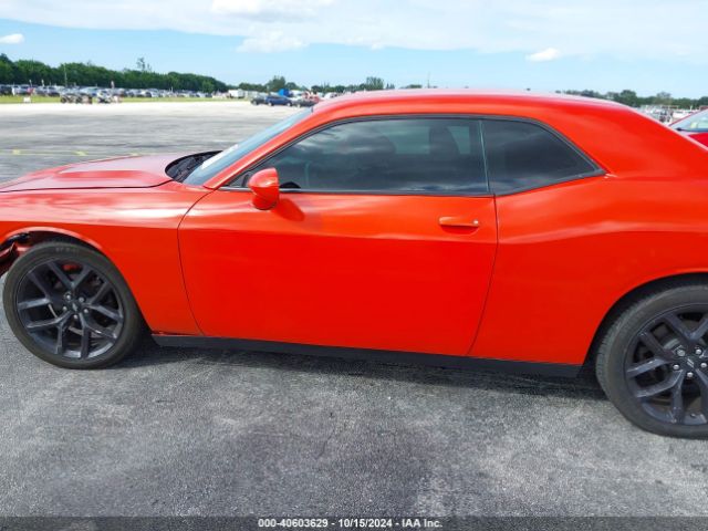 2C3CDZAG0LH218879 Dodge Challenger Sxt