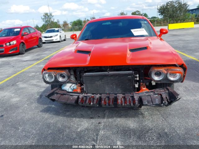 2C3CDZAG0LH218879 Dodge Challenger Sxt