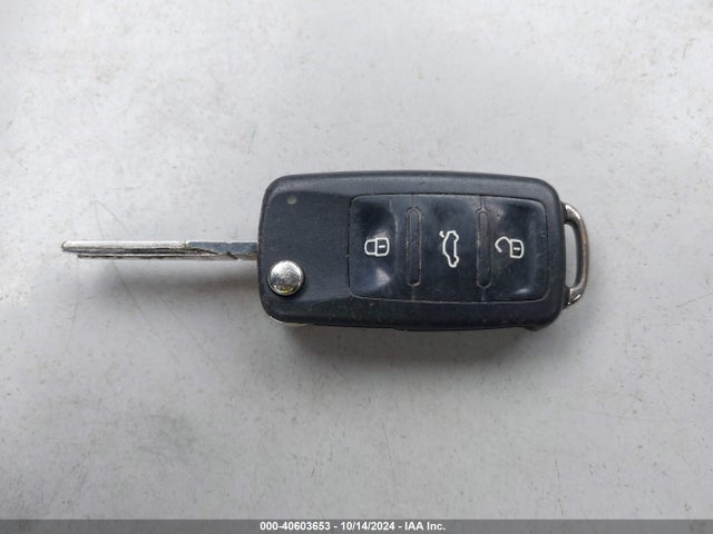 Volkswagen Beetle 2.5l Entry 2014 3VWFP7AT9EM623271 Image 11