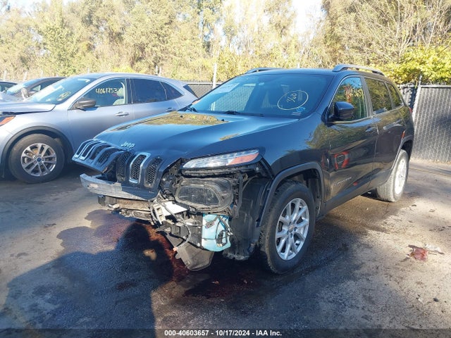 Jeep Cherokee Latitude 2016 1C4PJMCS8GW178424 Image 2