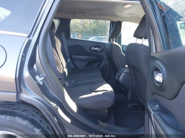 Jeep Cherokee Latitude 2016 1C4PJMCS8GW178424 Image 8