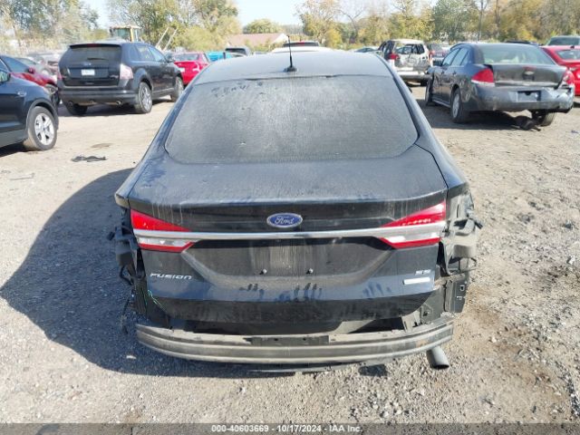 3FA6P0HD0JR200560 Ford FUSION SE