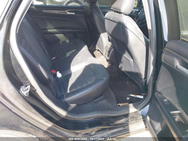 3FA6P0HD0JR200560 Ford FUSION SE