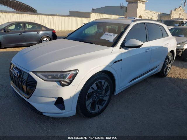 WA1AAAGEXMB013643 Audi E-tron Premium Quattro