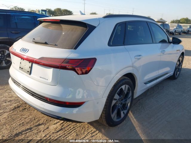 WA1AAAGEXMB013643 Audi E-tron Premium Quattro